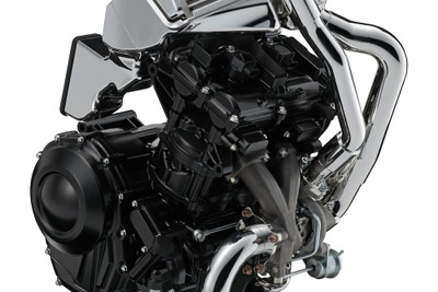 【東京モーターショー15】スズキ、バイク用ターボエンジン公開…リカージョン へ搭載か!? 画像
