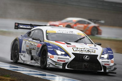 【SUPER GT 最終戦】GT500のポールはレクサスのカルダレッリ&平川が獲得…王座最前線のGT-R勢に明暗 画像