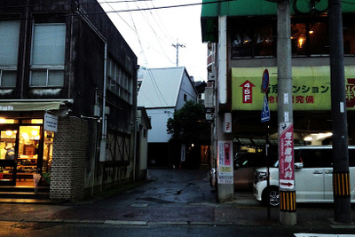 おもてなし感ゼロ!?　佐世保の三セク最短区間を乗って歩いて見えた“珍景” 画像