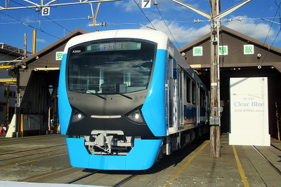 静岡鉄道、新型A3000形A3001公開…フラットでシンプルなステンレス車体に 画像
