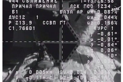 プログレス補給船、国際宇宙ステーションにドッキング成功 画像