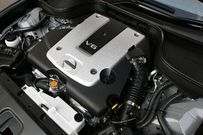 【日産 スカイライン 新型発表】7500rpmのハイレスポンスエンジン 画像