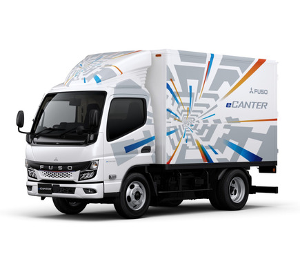 今ちゃん　三菱FUSO　ファイター　光るエンブレム　アイスブルー 今ちゃん様専用 三菱FUSO ファイター 光るエンブレム アイス
