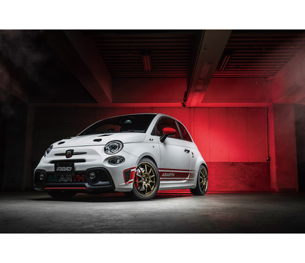 お待たせいたしました！「RAYS VOLK RACING ZE40