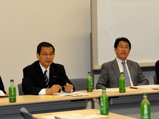 民進党オートバイ議員連盟、歴代国交大臣が参加して発足 画像