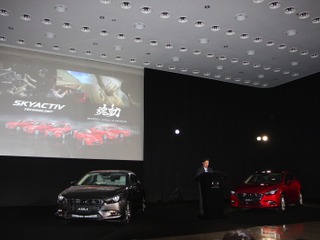 【マツダ アクセラ 改良新型】小飼社長、「運動性能を飛躍的に向上」 画像