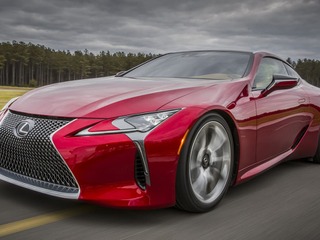 【ペブルビーチ 16】レクサス LC500、パワー向上…北米は471馬力 画像