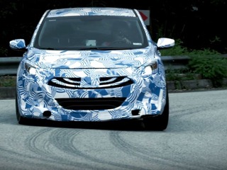 ヒュンダイの高性能ブランド「N」、開発車両を公開… コーナーを攻める 画像