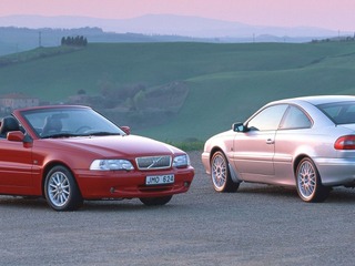 ボルボ C70、デビュー20周年…「四角いボルボ」と決別した名車 画像
