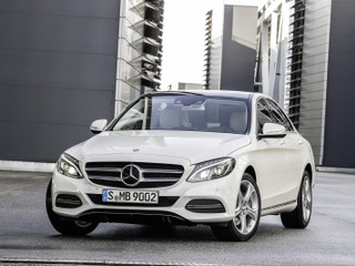 【IIHS衝突安全】メルセデス Cクラス 新型、最高評価 画像
