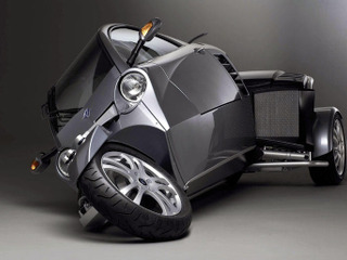 3輪自動車 カーバー・ワン 日本発売…世界初のアクディブ チルト 画像