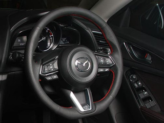 オートエクゼ、スポーツステアリングに デミオ/CX-3/アクセラ 用を追加 画像