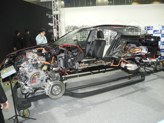 【東京オートサロン2017】レジェンド のカットモデル、学生が2カ月弱で完成…埼玉自動車大学校 画像