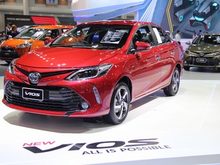 【バンコクモーターショー2017】トヨタ ヴィオス、顔つきをリフレッシュ…ヴィッツのセダン仕様 画像
