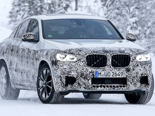 BMW X4 新型、500馬力の最強「M」を早くもスクープ! 画像