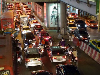 渋滞を量子コンピュータで減らす…バンコクでデンソーと豊田通商が実証実験 画像