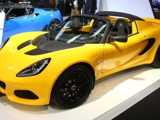 ロータス エリーゼ、220馬力の軽量「スポーツ220」に最新版…パリモーターショー2018 画像