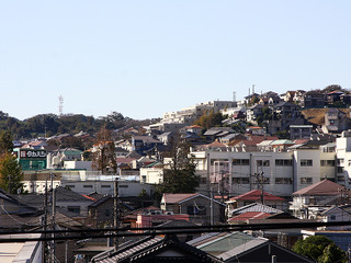 えらい、怖い、がんばれ…急坂いっぱい住宅街で始まったEVカートタクシー実験 画像
