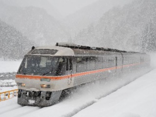 高山本線は11月21日に全線再開…通常運行に戻る特急では普通車にもWi-Fi 平成30年7月豪雨 画像