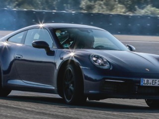 ポルシェ 911 次期型、プロトタイプの画像を公開…開発は最終段階に 画像