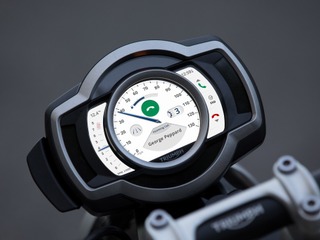 トライアンフ、新TFTコネクティビティを2019年春以降導入 GoPro制御システムなど 画像