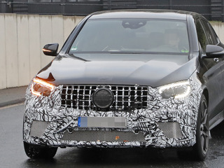 メルセデスAMG GLC63クーペ に、早くも改良新型か…最新デザインに 画像