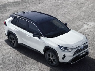 トヨタ RAV4 ハイブリッド新型、受注を欧州で開始 納車は2019年春から 画像
