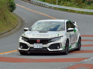 テインの新・車高調キット「モノレーシング」を シビック タイプR と スイフト スポーツで試す! 画像