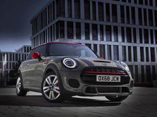 MINI「JCW」に2019年型、231馬力ターボ搭載…最新コネクト採用 画像