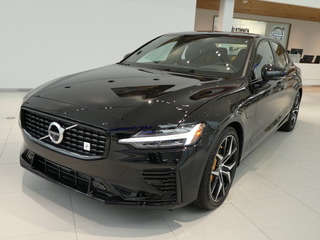 ボルボ S60 新型、今秋日本導入予定!…米国仕様をスニークプレビュー 画像