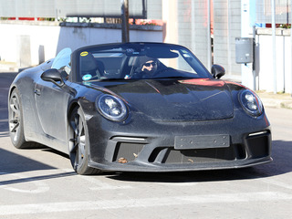 991型最後のポルシェ911「スピードスター」プロトタイプをドイツで目撃 画像