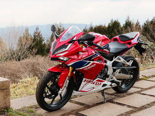 【浦島ライダーの2輪体験記】ホンダ CBR250RR は「ヤヌス」なバイクだった 画像
