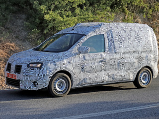 ルノー カングー の兄弟車「ドッカー」は次世代型も驚異の低価格!? 開発車両を目撃 画像