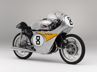 ホンダコレクションホール、マン島参戦車両をライバルマシンとともに展示 9月12日より 画像