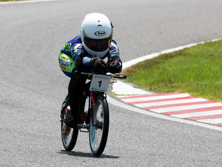 【Ene-1鈴鹿】KV-BIKEはミツバイクが6連覇を達成…単3電池40本の二輪レース 画像