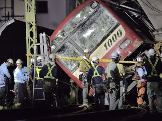 京急衝突事故のトラック業者を監査…台車亀裂の検査対象については慎重姿勢 国交相会見 画像