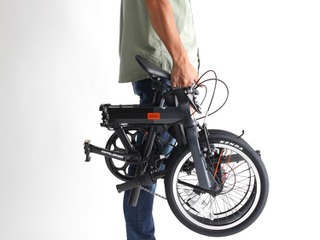 ドッペルギャンガー、車載向け16インチ折りたたみ自転車発売 14インチ相当のコンパクトサイズ 画像