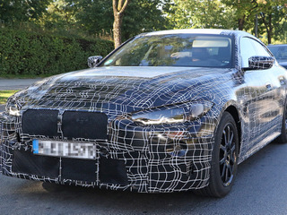 「コンセプト4」の巨大グリルはどうなる? 新型BMW 4シリーズ グランクーペ を目撃 画像