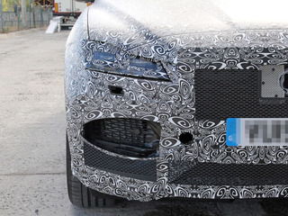 ジャガー F-PACE、初の大幅改良へ…ハイブリッド化の可能性も 画像