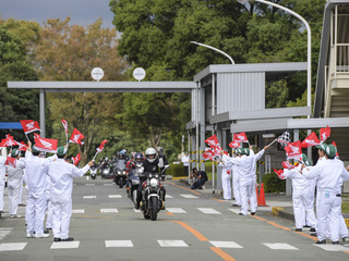 愛車が生まれた工場へ「ただいま」…ホンダ熊本製作所でバイクファンイベント、名物カレーうどんも 画像