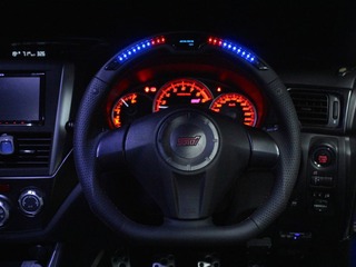 ダムド パフォーマンスステアリングホイール、インプレッサ WRX STI GV/GR系に対応…LEDで車両情報を表示 画像