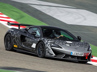 マクラーレン、620馬力の『620R』発表…GT4レーサーの公道バージョン 画像