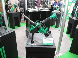 テイン、開発中のスープラ用純正交換キットとグランエース用30径極太ロッドダンパーを出展…東京オートサロン2020 画像