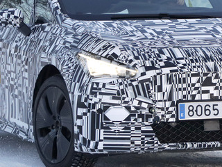 スペインから航続550km、EVハッチ「エルボーン」登場…年内発表へ 画像