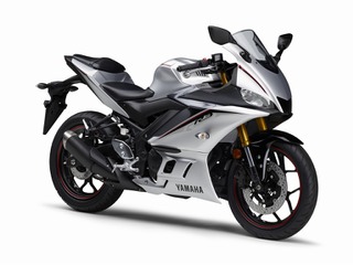 ヤマハ YZF-R3/R25、2020年モデル発売へ グラフィック一新 画像
