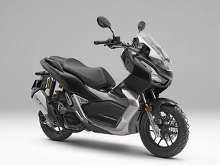 ホンダの軽二輪スクーター『ADV150』、4000台を受注 発売前に年販計画上回る 画像