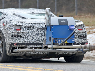 シボレー コルベット 新型、噂のPHEVバージョンをスクープ!? 画像
