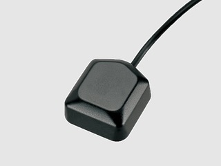 ヨコオ、高精度GNSSアンテナをドローンメーカーに提供 画像