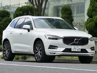 【ボルボ XC60 B5 新型試乗】エンジン始動時からその“威力”の恩恵に預かる…島崎七生人 画像