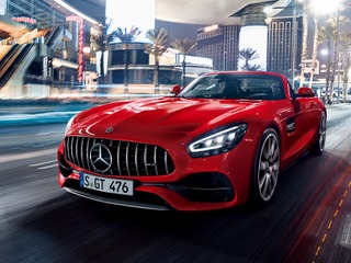 メルセデスAMG GT/GTロードスター、530psにパワーアップ 特別仕様車も設定 画像
